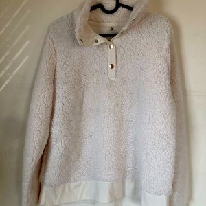 Women’s white pullover sweater